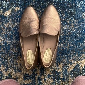 Size 9 Com + sens sliver shoes